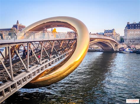 Le Concert Électrifiant de Ursine: Une Nuit Inoubliable à Paris!